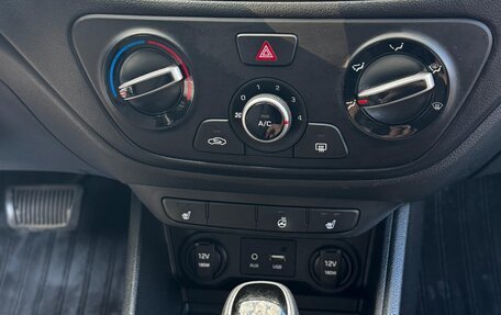 Hyundai Solaris II рестайлинг, 2017 год, 935 000 рублей, 9 фотография