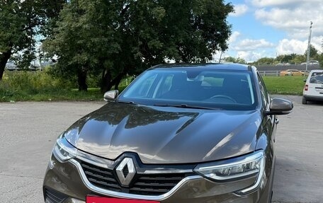 Renault Arkana I, 2019 год, 1 299 000 рублей, 1 фотография
