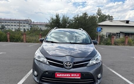 Toyota Verso I, 2013 год, 1 200 000 рублей, 1 фотография