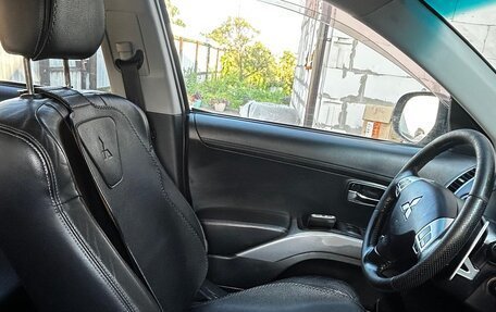Mitsubishi Outlander III рестайлинг 3, 2011 год, 1 380 000 рублей, 9 фотография