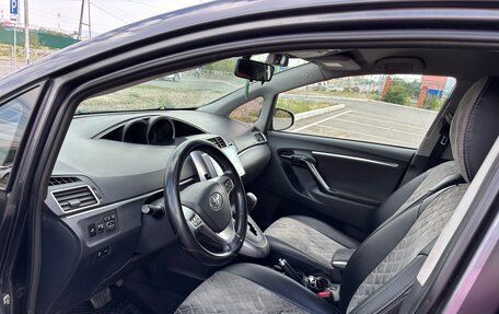 Toyota Verso I, 2013 год, 1 200 000 рублей, 8 фотография