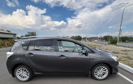 Toyota Verso I, 2013 год, 1 200 000 рублей, 4 фотография