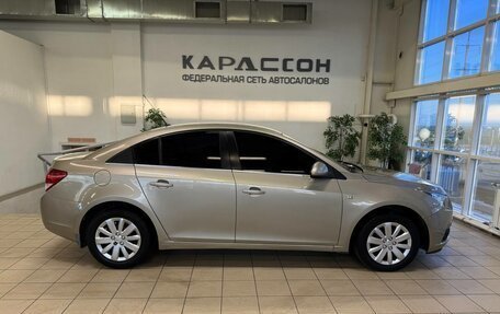Chevrolet Cruze II, 2010 год, 780 000 рублей, 6 фотография