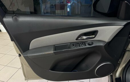 Chevrolet Cruze II, 2010 год, 780 000 рублей, 14 фотография