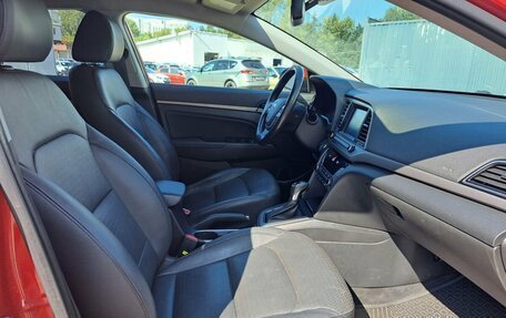 Hyundai Elantra VI рестайлинг, 2016 год, 1 295 000 рублей, 13 фотография
