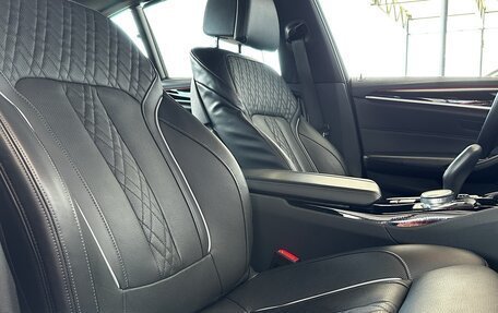 BMW 5 серия, 2019 год, 4 370 000 рублей, 25 фотография