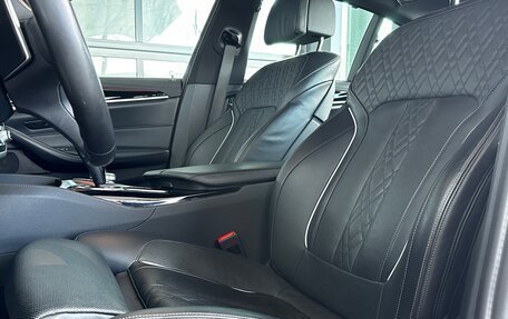 BMW 5 серия, 2019 год, 4 370 000 рублей, 21 фотография