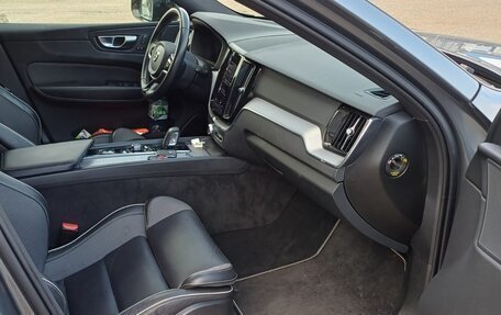 Volvo XC60 II, 2021 год, 4 150 000 рублей, 7 фотография