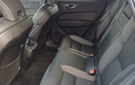 Volvo XC60 II, 2021 год, 4 150 000 рублей, 6 фотография