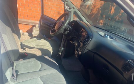 Hyundai H-1 II рестайлинг, 2005 год, 770 000 рублей, 9 фотография