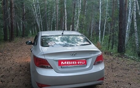 Hyundai Solaris II рестайлинг, 2014 год, 935 000 рублей, 4 фотография