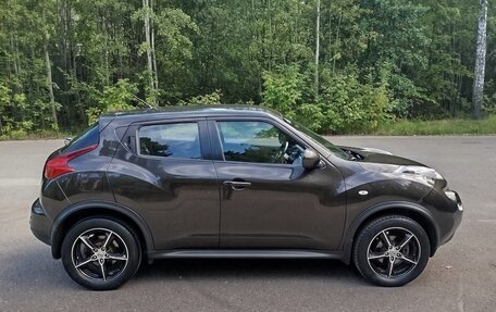 Nissan Juke II, 2011 год, 850 000 рублей, 3 фотография