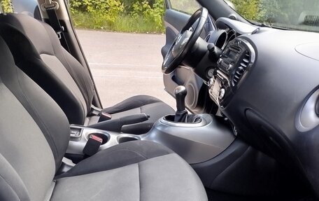 Nissan Juke II, 2011 год, 850 000 рублей, 15 фотография