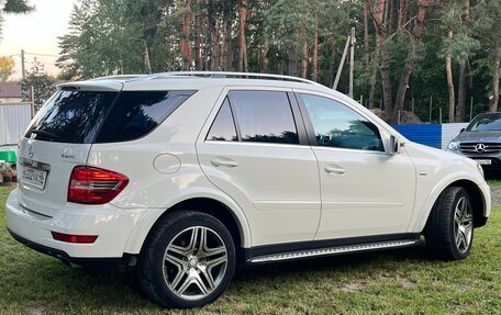 Mercedes-Benz M-Класс, 2011 год, 1 750 000 рублей, 4 фотография