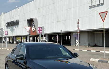 Mercedes-Benz E-Класс, 2019 год, 2 795 000 рублей, 4 фотография