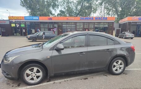 Chevrolet Cruze II, 2011 год, 680 000 рублей, 6 фотография