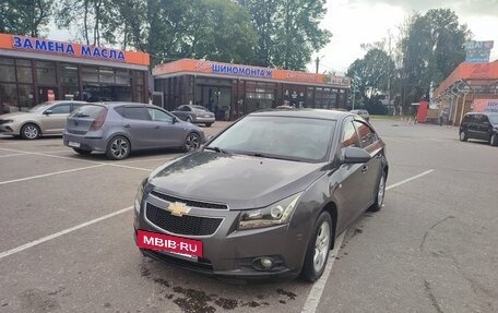 Chevrolet Cruze II, 2011 год, 680 000 рублей, 7 фотография