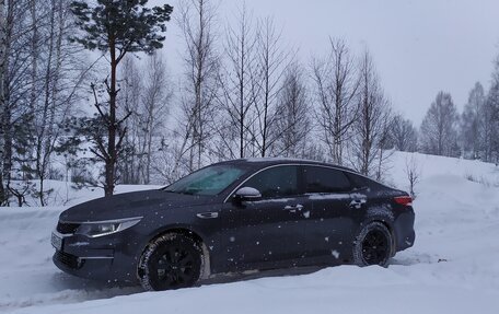 KIA Optima IV, 2017 год, 1 950 000 рублей, 10 фотография