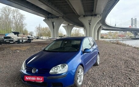 Volkswagen Golf V, 2005 год, 340 000 рублей, 2 фотография