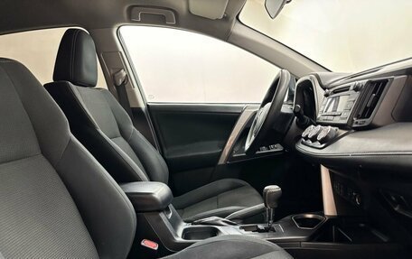 Toyota RAV4, 2016 год, 1 889 000 рублей, 12 фотография