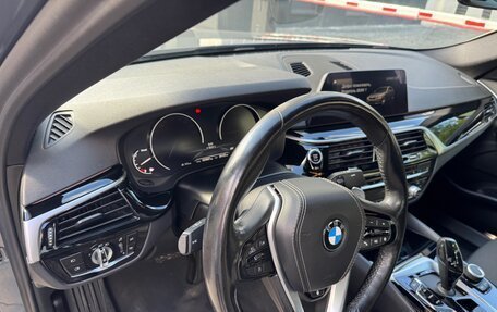 BMW 5 серия, 2020 год, 2 999 999 рублей, 12 фотография