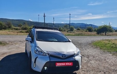 Toyota Prius Alpha I (ZVW40/41), 2015 год, 1 440 000 рублей, 1 фотография