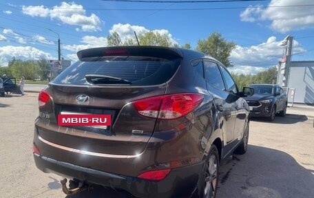 Hyundai ix35 I рестайлинг, 2014 год, 1 000 000 рублей, 13 фотография