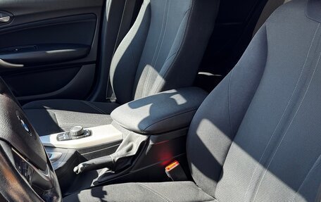 BMW 1 серия, 2017 год, 1 500 000 рублей, 28 фотография