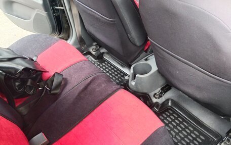 KIA Rio II, 2008 год, 600 000 рублей, 38 фотография