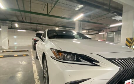 Lexus ES VII, 2018 год, 3 600 000 рублей, 5 фотография