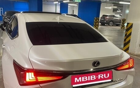 Lexus ES VII, 2018 год, 3 600 000 рублей, 16 фотография