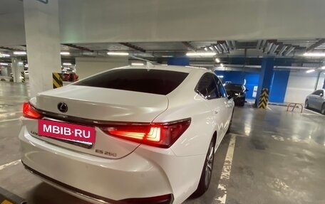 Lexus ES VII, 2018 год, 3 600 000 рублей, 12 фотография