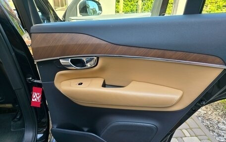 Volvo XC90 II рестайлинг, 2016 год, 3 195 000 рублей, 19 фотография