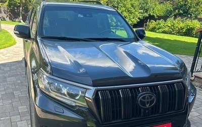Toyota Land Cruiser Prado 150 рестайлинг 2, 2021 год, 8 200 000 рублей, 1 фотография