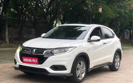 Honda Vezel, 2020 год, 1 300 000 рублей, 1 фотография