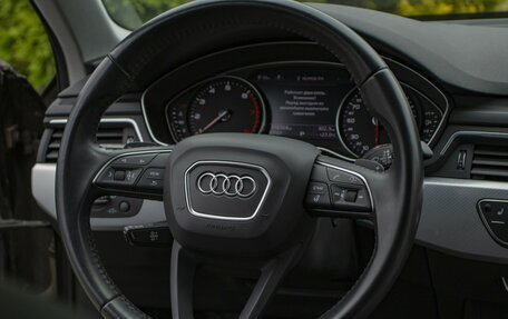 Audi A4, 2018 год, 2 235 000 рублей, 14 фотография