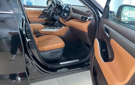 Toyota Highlander, 2025 год, 5 380 000 рублей, 8 фотография