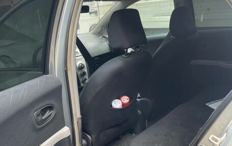 Toyota Yaris III рестайлинг, 2006 год, 480 000 рублей, 4 фотография