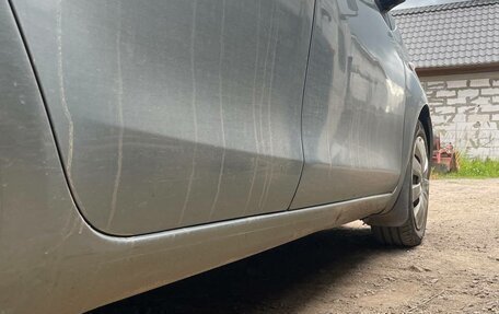 Toyota Yaris III рестайлинг, 2006 год, 480 000 рублей, 10 фотография