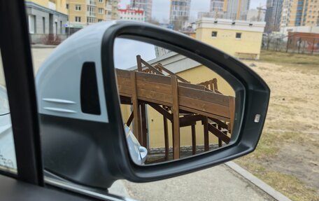 Volkswagen Tiguan II, 2018 год, 2 800 000 рублей, 16 фотография