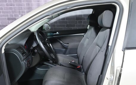 Volkswagen Jetta VI, 2006 год, 550 000 рублей, 15 фотография