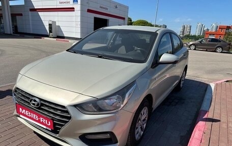 Hyundai Solaris II рестайлинг, 2018 год, 1 220 000 рублей, 2 фотография