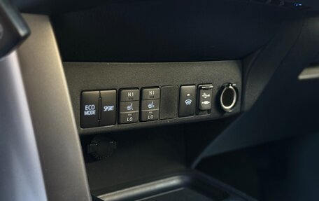 Toyota RAV4, 2015 год, 2 590 000 рублей, 6 фотография