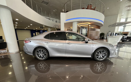 Toyota Camry, 2022 год, 3 254 000 рублей, 4 фотография
