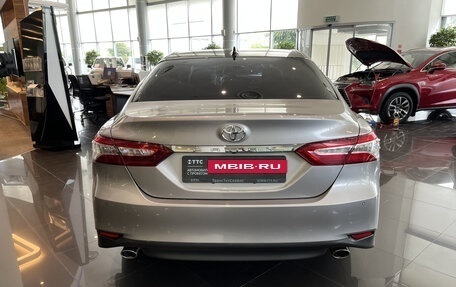 Toyota Camry, 2022 год, 3 254 000 рублей, 6 фотография