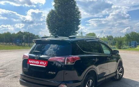 Toyota RAV4, 2018 год, 2 280 000 рублей, 11 фотография