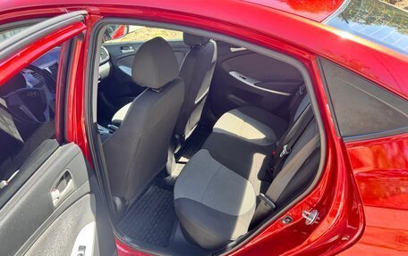 Hyundai Solaris II рестайлинг, 2011 год, 770 000 рублей, 10 фотография