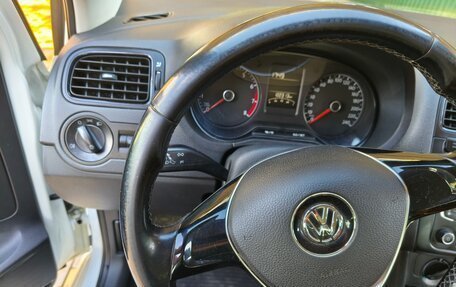 Volkswagen Polo VI (EU Market), 2016 год, 1 400 000 рублей, 7 фотография