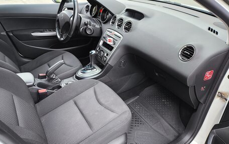 Peugeot 408 I рестайлинг, 2013 год, 650 000 рублей, 11 фотография
