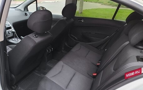 Peugeot 408 I рестайлинг, 2013 год, 650 000 рублей, 17 фотография